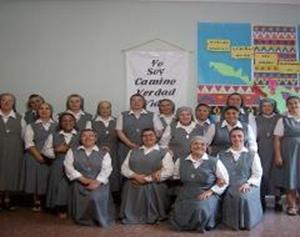 Foto: Las Pequeas Hermanas de la Sagrada Familia,estamos de fiesta desde maana hasta el seis!!!!!!!!